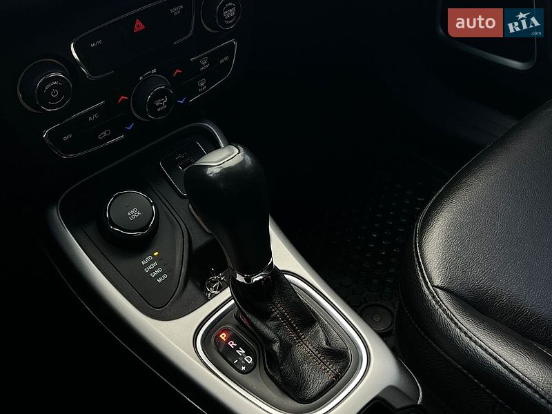 Внедорожник / Кроссовер Jeep Compass 2019 в Ивано-Франковске фото 18 Внедорожник / Кроссовер Jeep Compass 2019 в Ивано-Франковске