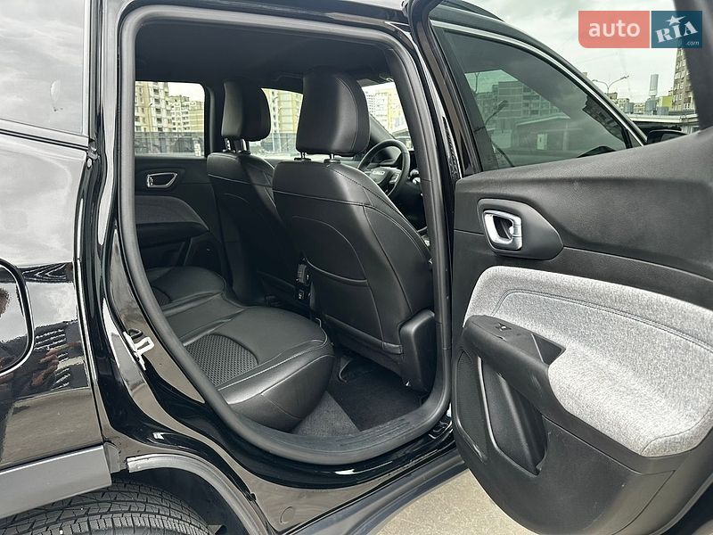 Внедорожник / Кроссовер Jeep Compass 2025 в Киеве