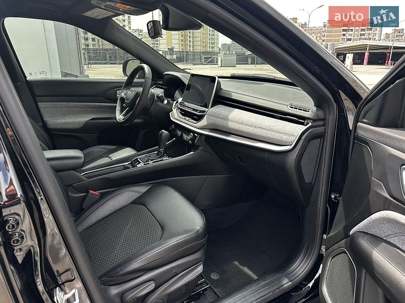 Внедорожник / Кроссовер Jeep Compass 2025 в Киеве