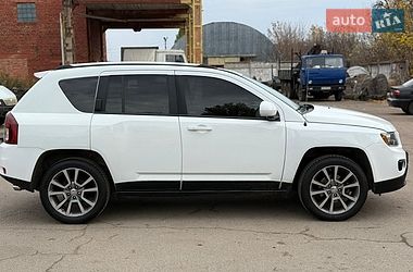 Позашляховик / Кросовер Jeep Compass 2015 в Чернігові