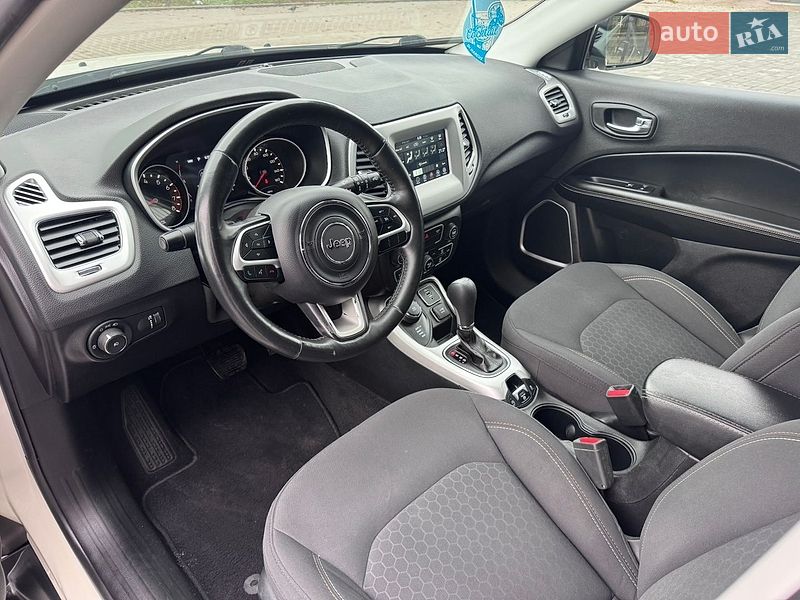 Внедорожник / Кроссовер Jeep Compass 2019 в Ровно