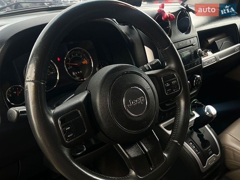 Внедорожник / Кроссовер Jeep Compass 2014 в Ивано-Франковске