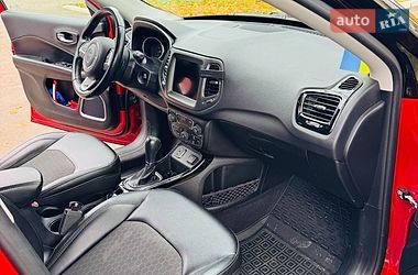 Внедорожник / Кроссовер Jeep Compass 2020 в Ровно