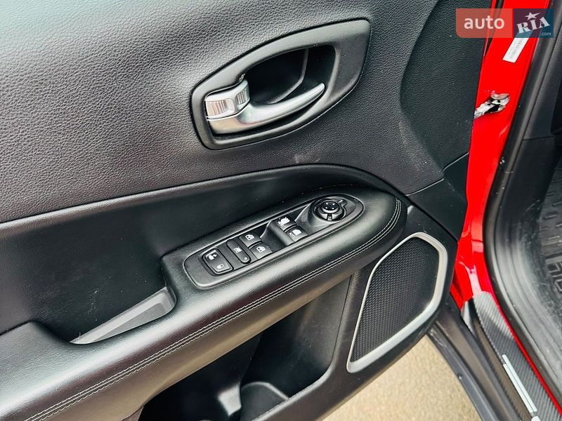 Внедорожник / Кроссовер Jeep Compass 2020 в Ровно