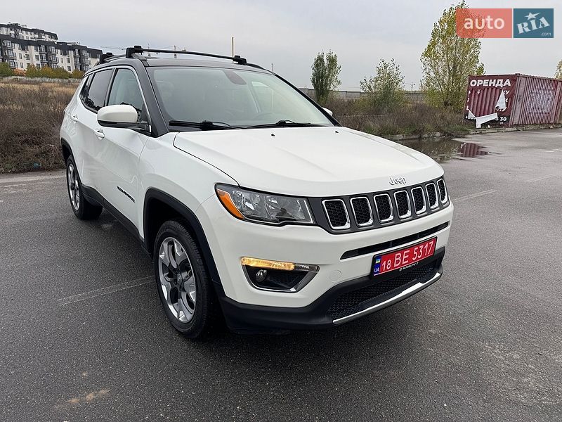 Внедорожник / Кроссовер Jeep Compass 2018 в Киеве