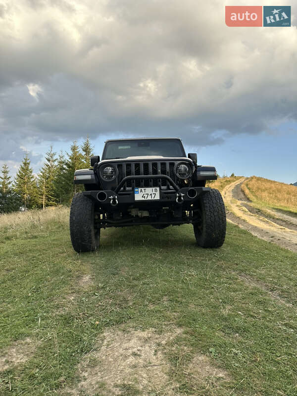 Пікап Jeep Gladiator 2019 в Івано-Франківську