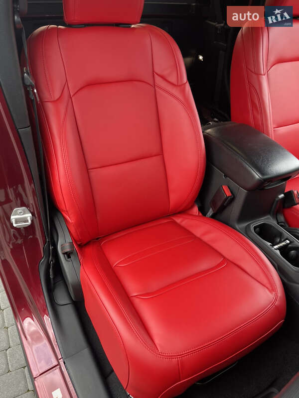 Пікап Jeep Gladiator 2021 в Коломиї
