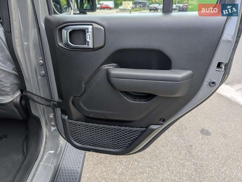 Пикап Jeep Gladiator 2022 в Киеве
