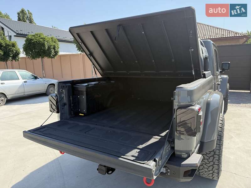 Пикап Jeep Gladiator 2019 в Павлограде