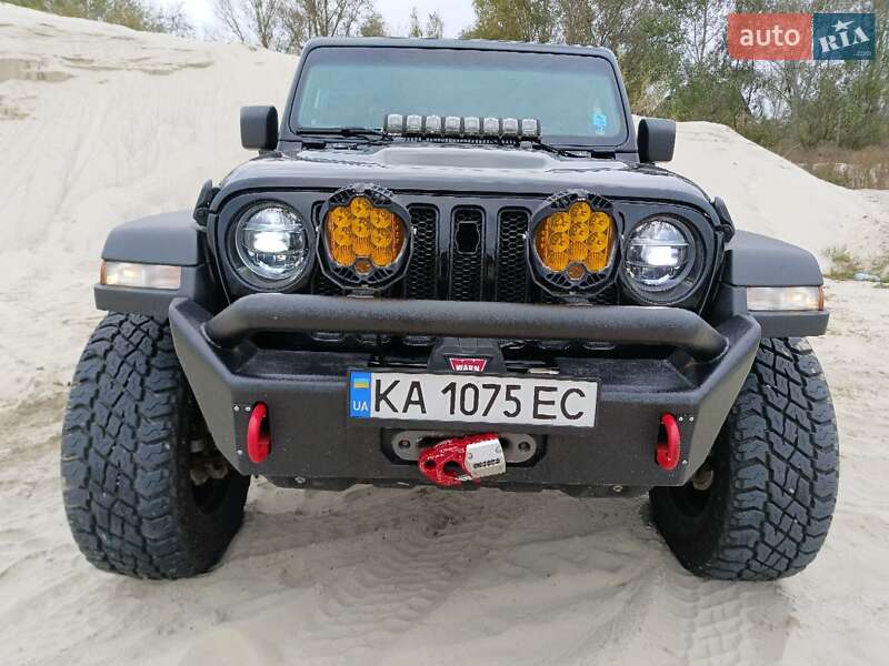 Пикап Jeep Gladiator 2020 в Киеве