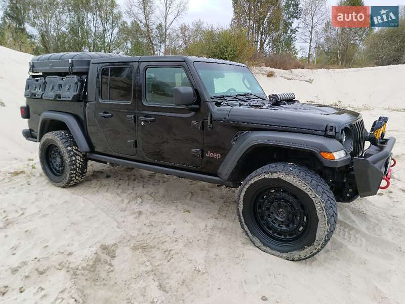 Пикап Jeep Gladiator 2020 в Киеве