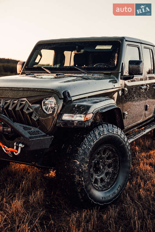 Пикап Jeep Gladiator 2021 в Львове