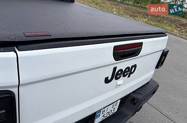 Пікап Jeep Gladiator 2023 в Києві фото 7 Пікап Jeep Gladiator 2023 в Києві