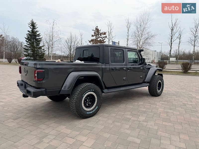 Пікап Jeep Gladiator 2020 в Івано-Франківську