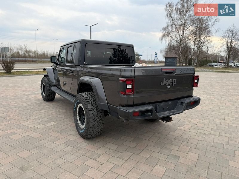 Пікап Jeep Gladiator 2020 в Івано-Франківську