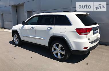 Позашляховик / Кросовер Jeep Grand Cherokee 2013 в Києві