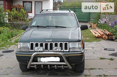 Внедорожник / Кроссовер Jeep Grand Cherokee 1994 в Житомире