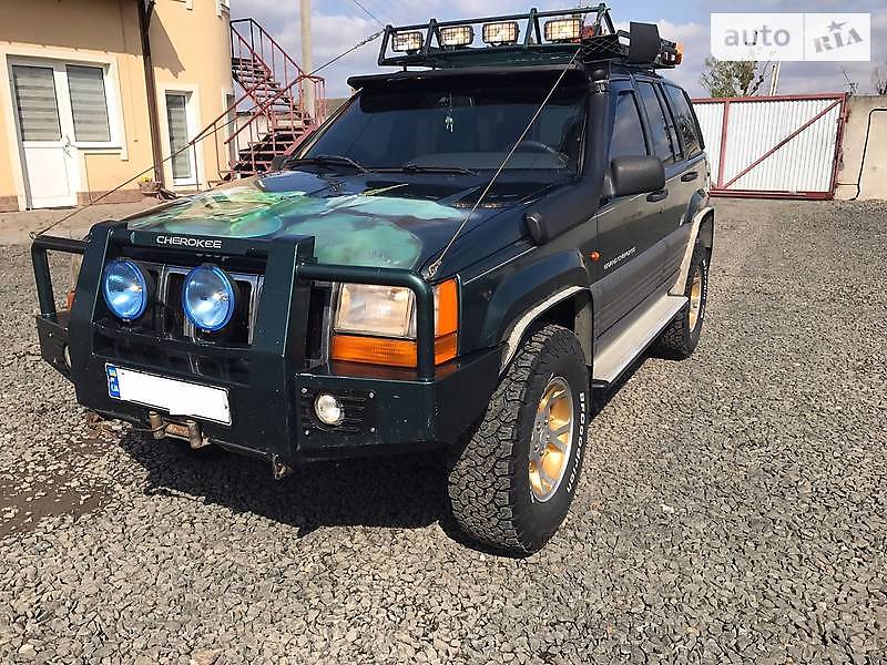 Внедорожник / Кроссовер Jeep Grand Cherokee 1996 в Луцке