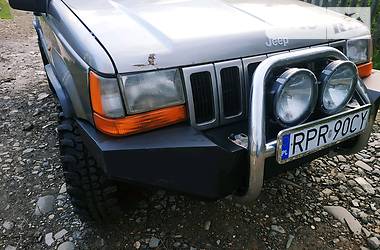 Внедорожник / Кроссовер Jeep Grand Cherokee 1999 в Яремче
