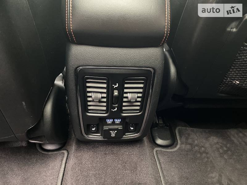 Позашляховик / Кросовер Jeep Grand Cherokee 2016 в Чорткові