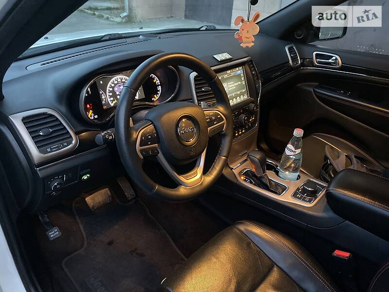 Позашляховик / Кросовер Jeep Grand Cherokee 2016 в Чорткові