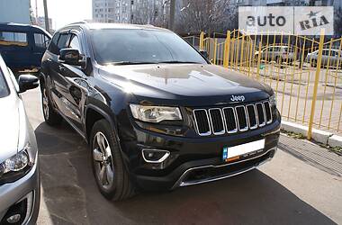 Позашляховик / Кросовер Jeep Grand Cherokee 2014 в 
