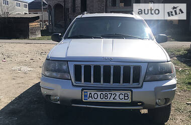 Позашляховик / Кросовер Jeep Grand Cherokee 2004 в 
