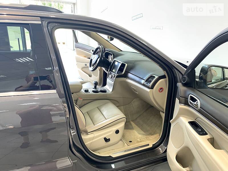 Позашляховик / Кросовер Jeep Grand Cherokee 2015 в Чернігові фото 34 Позашляховик / Кросовер Jeep Grand Cherokee 2015 в Чернігові