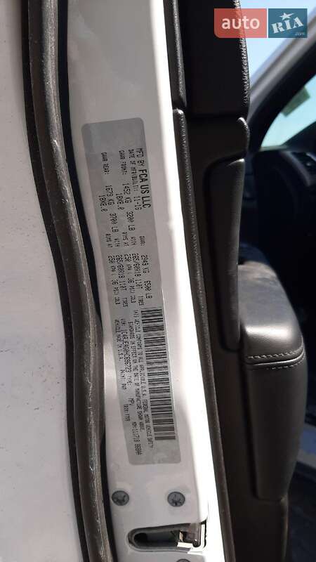 Внедорожник / Кроссовер Jeep Grand Cherokee 2016 в Сумах