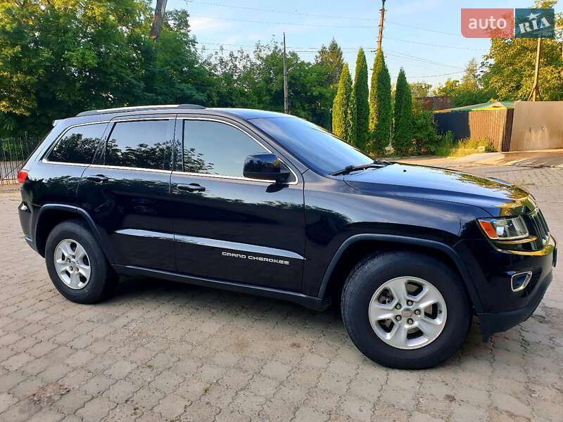 Позашляховик / Кросовер Jeep Grand Cherokee 2013 в Чернівцях