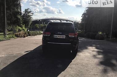 Внедорожник / Кроссовер Jeep Grand Cherokee 2015 в Житомире