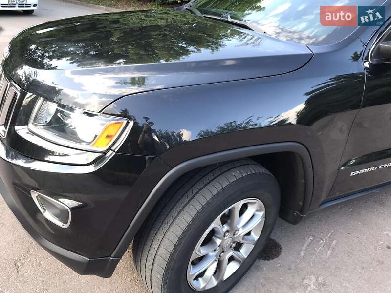 Внедорожник / Кроссовер Jeep Grand Cherokee 2015 в Житомире