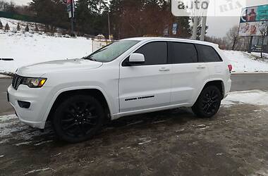 Внедорожник / Кроссовер Jeep Grand Cherokee 2018 в Киеве