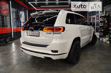 Внедорожник / Кроссовер Jeep Grand Cherokee 2016 в Кривом Роге