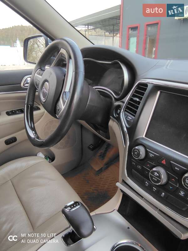 Внедорожник / Кроссовер Jeep Grand Cherokee 2013 в Бориславе фото 16 Внедорожник / Кроссовер Jeep Grand Cherokee 2013 в Бориславе