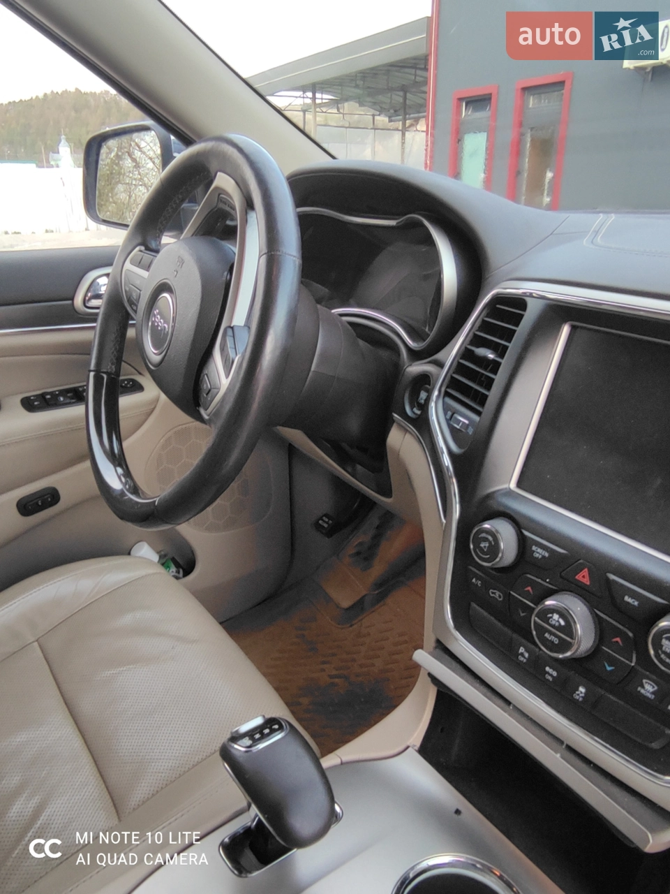 2013 Jeep Grand Cherokee - мініатюра 16