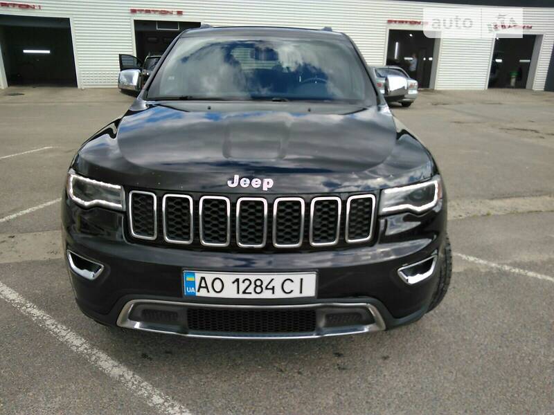 Внедорожник / Кроссовер Jeep Grand Cherokee 2017 в Ужгороде