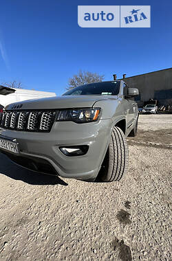 Внедорожник / Кроссовер Jeep Grand Cherokee 2021 в Одессе