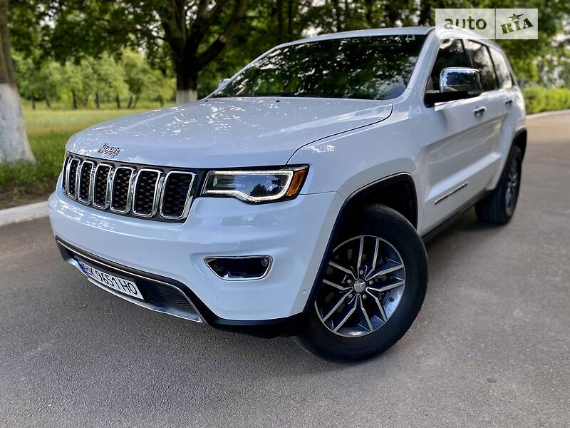 Внедорожник / Кроссовер Jeep Grand Cherokee 2017 в Ровно