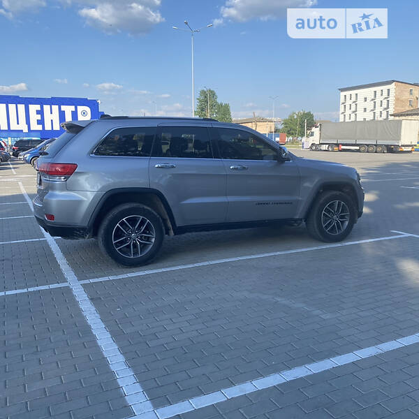 Внедорожник / Кроссовер Jeep Grand Cherokee 2018 в Ровно