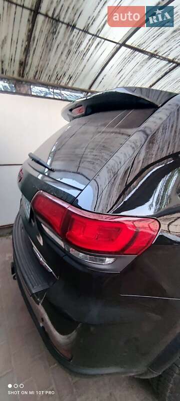 Внедорожник / Кроссовер Jeep Grand Cherokee 2017 в Чернигове