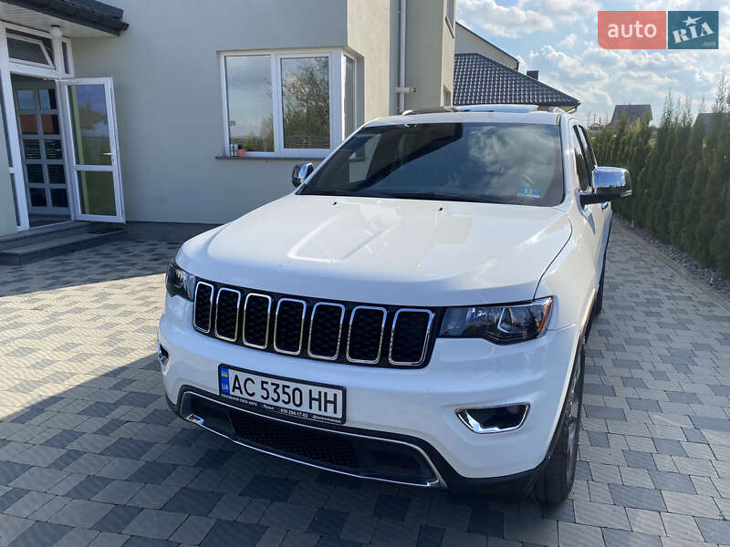 Позашляховик / Кросовер Jeep Grand Cherokee 2015 в Луцьку фото 4 Позашляховик / Кросовер Jeep Grand Cherokee 2015 в Луцьку