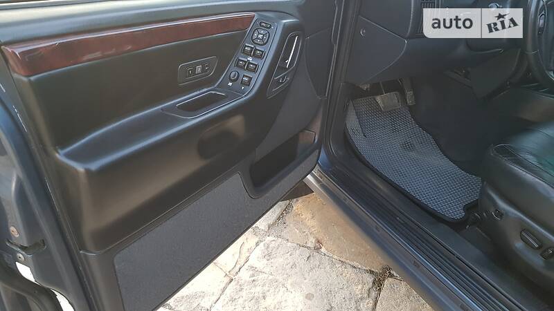 Внедорожник / Кроссовер Jeep Grand Cherokee 2003 в Одессе