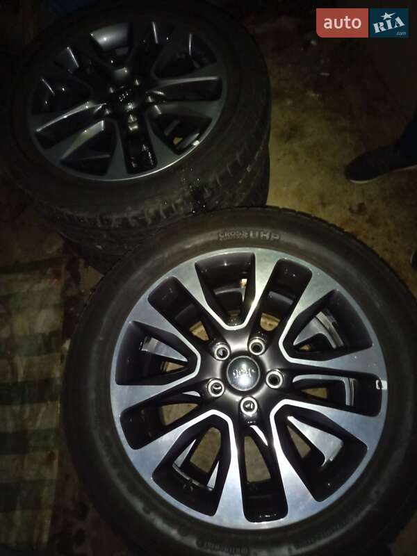 Позашляховик / Кросовер Jeep Grand Cherokee 2017 в Харкові