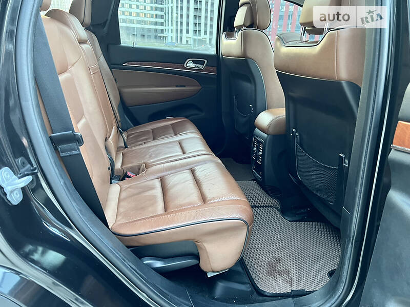 Позашляховик / Кросовер Jeep Grand Cherokee 2012 в Києві