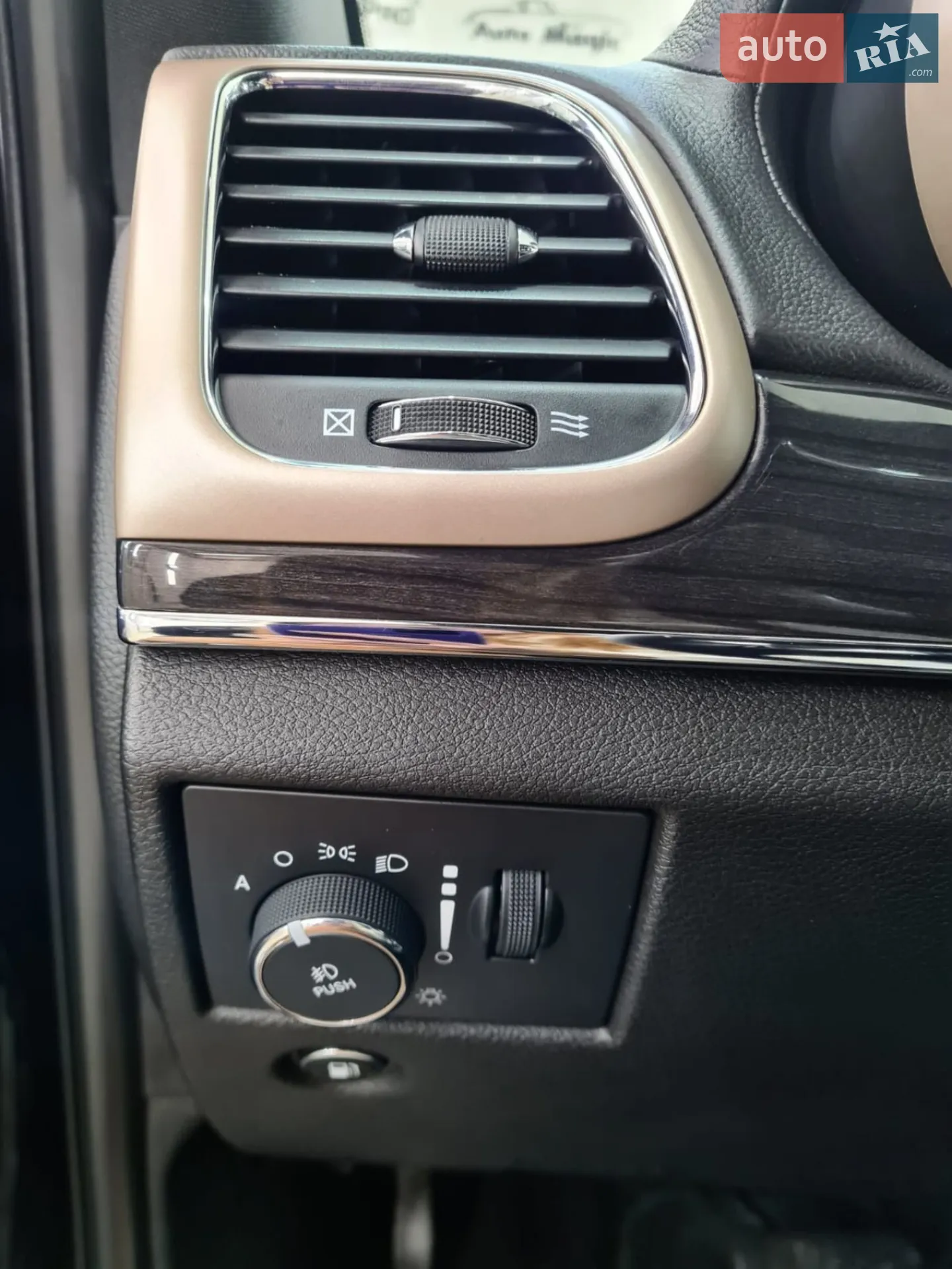 2017 Jeep Grand Cherokee - мініатюра 47