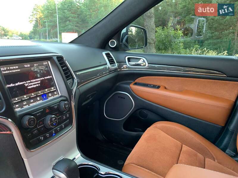 Внедорожник / Кроссовер Jeep Grand Cherokee 2018 в Киеве