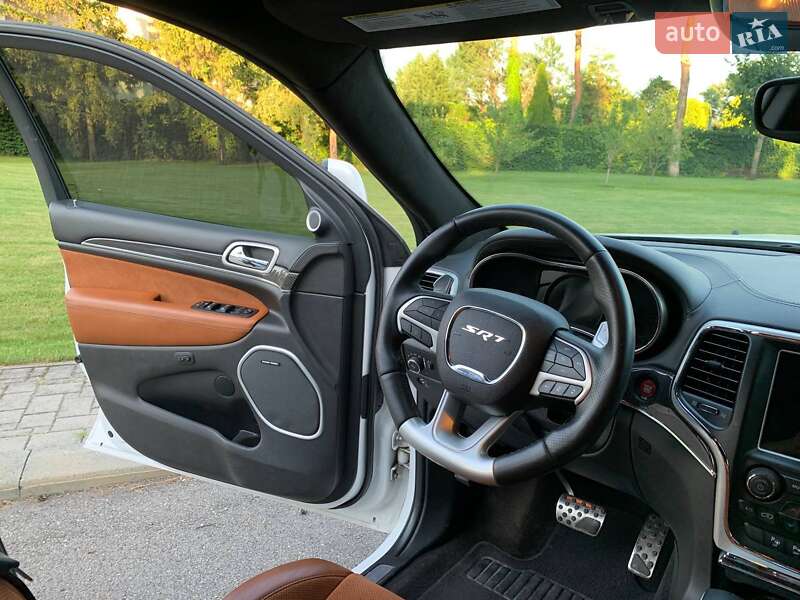 Внедорожник / Кроссовер Jeep Grand Cherokee 2018 в Киеве