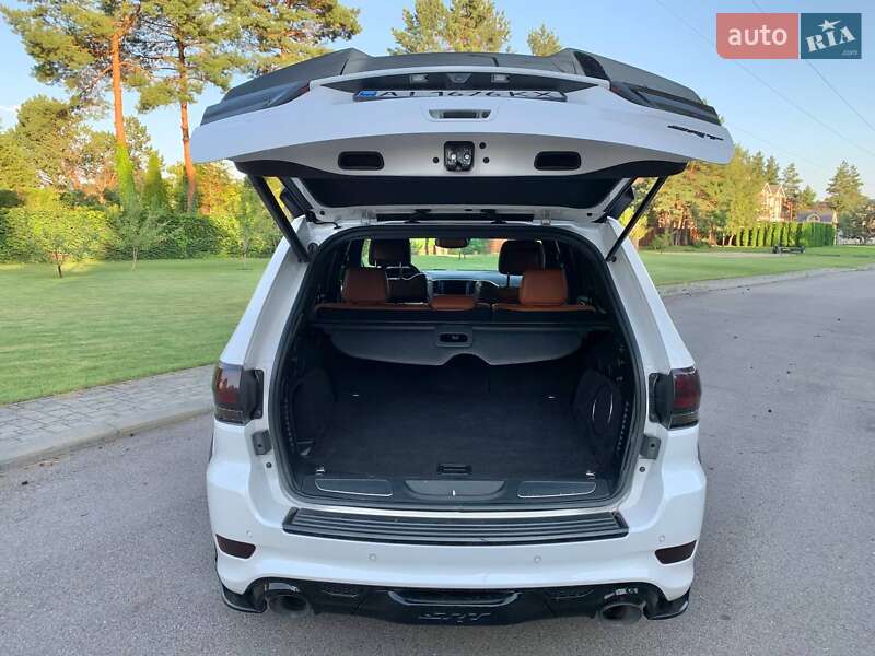 Внедорожник / Кроссовер Jeep Grand Cherokee 2018 в Киеве