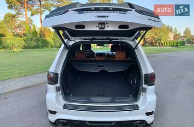 Позашляховик / Кросовер Jeep Grand Cherokee 2018 в 